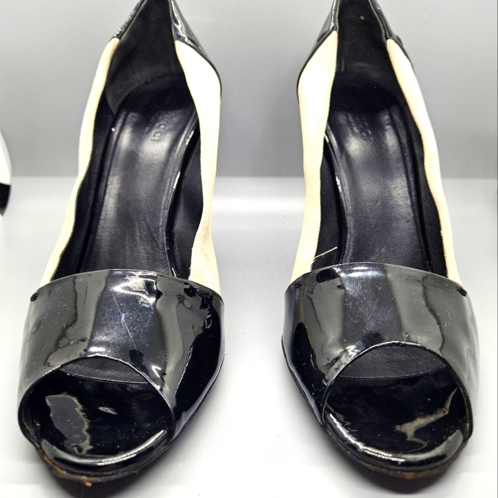 Gucci Patent Leather Pumps Black/white  Patent Leather Trim Peep-Toes